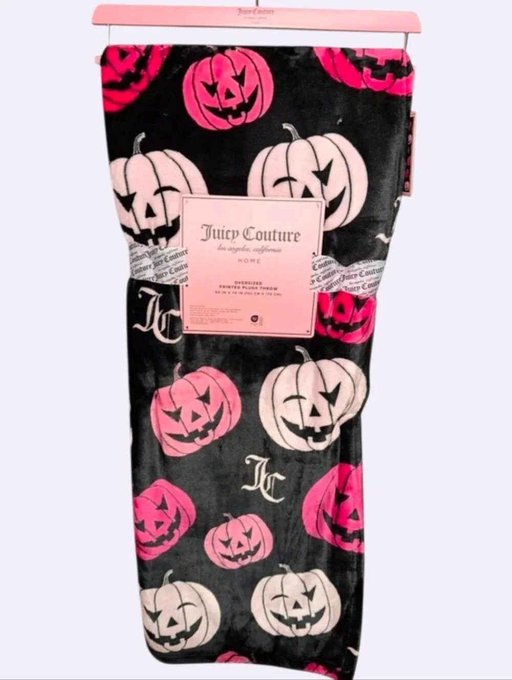 🖤▪️Juicy Couture▪️ Black Plush Halooween Throw  Pink & White Pumpkin Pattern